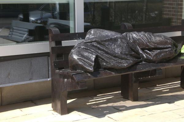 مجسمه مسیح بی خانمان؛ اثری هنری در شهرهای مختلف دنیا